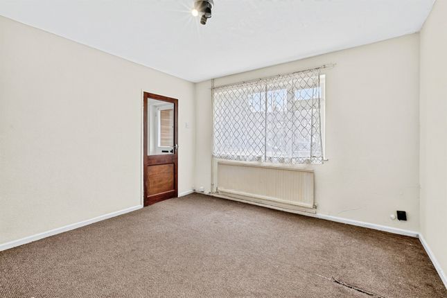 12, Hinton Close, Northampton photo 4