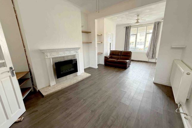 13 Whittington Terrace, Gorseinon, Swansea photo 4