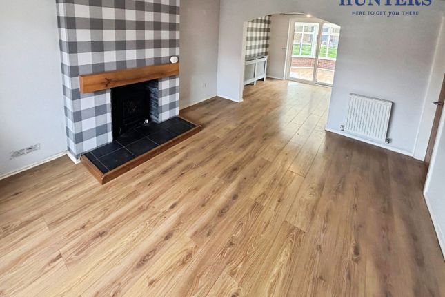 2, Shelley Close, Rugeley photo 5