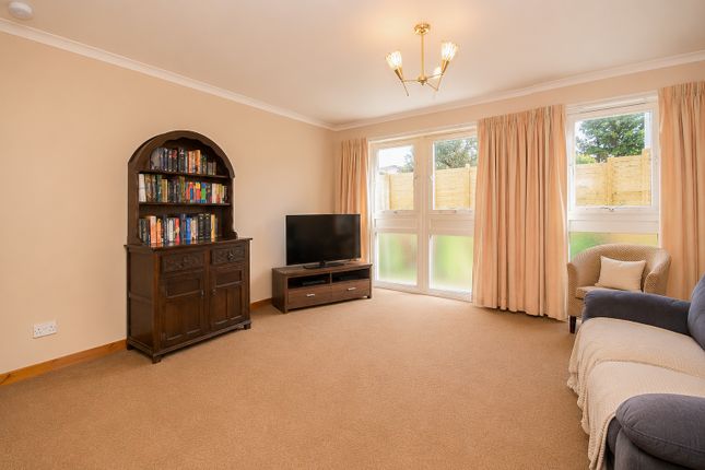 5, Broomlee Road, Dundee photo 4
