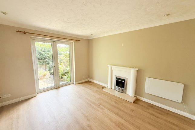 28, Ridgeway Close, Heathfield photo 2