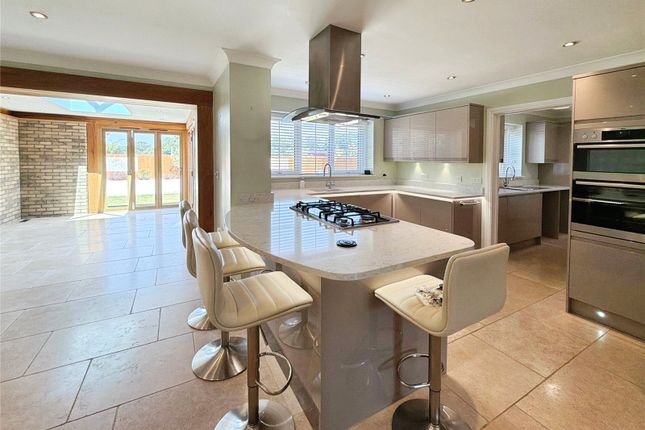 10, Acorn Drive, Lincoln photo 4