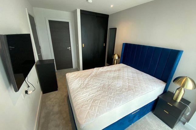 Flat IR2405 Embankment Exchange, 96, Greengate, Manchester photo 5
