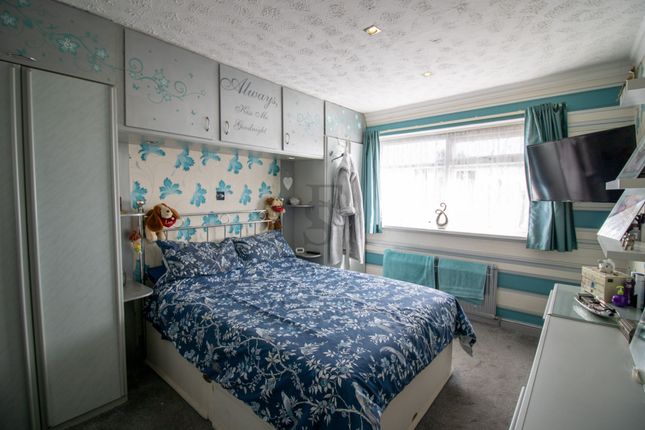 End terrace house for sale in Bloxham Road, Leicester