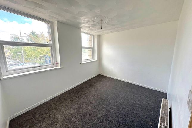 Flat 2, Armoury Court, Ebbw Vale photo 4