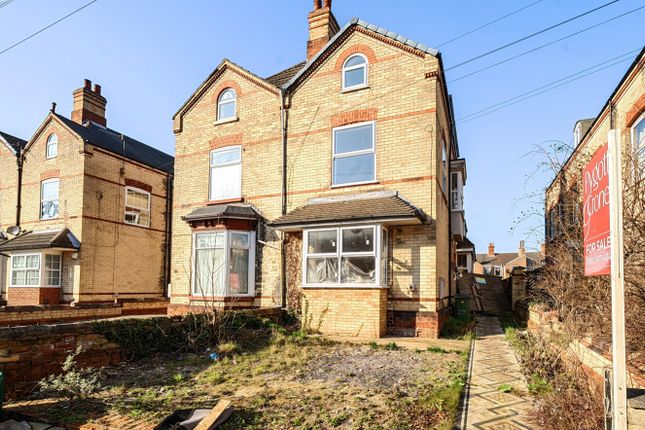 167, Welholme Road, Grimsby photo 2