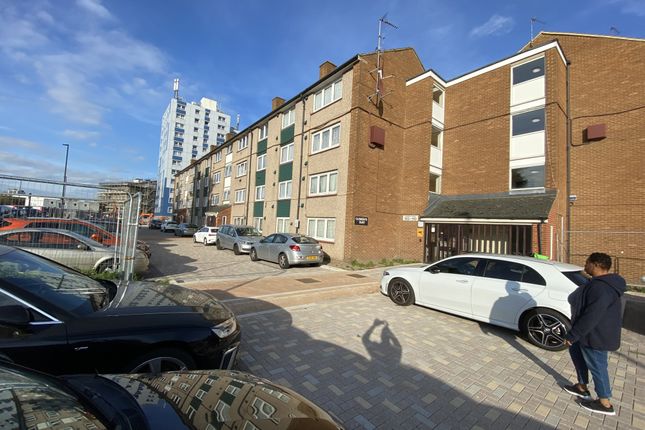 Thumbnail Flat for sale in Clements Court, Green Lane, Hounslow, Greater London