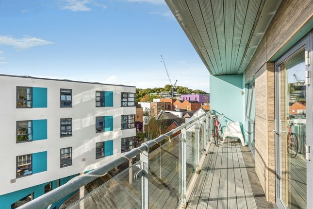 455, Paintworks, Bristol photo 2