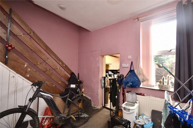 9, Queen Street, Oldham photo 4