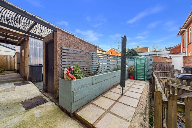 69 East Street, Crediton photo 4