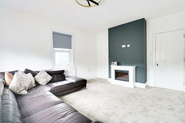 2B Park Road, Dartford, Kent photo 2