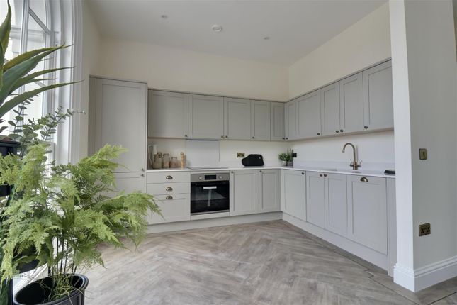 Apartment 3, 1, Portland Terrace, Southsea photo 3