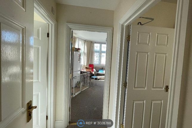 Flat   Clare Street, City Centre, Bristol photo 2