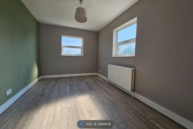 Selsdon Road, South Croydon photo 4