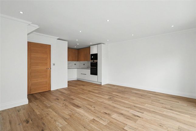 3, Tilia Copse, Surrey photo 4