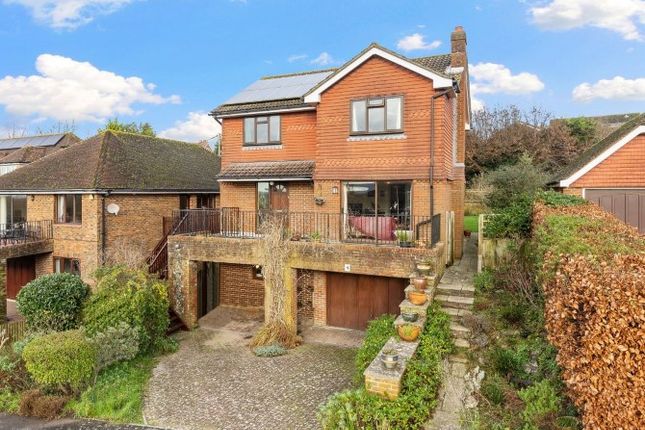 Thumbnail Detached house for sale in Chanctonbury View, Henfield