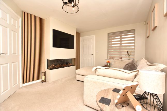 4, Daisy Hill, Leeds photo 2
