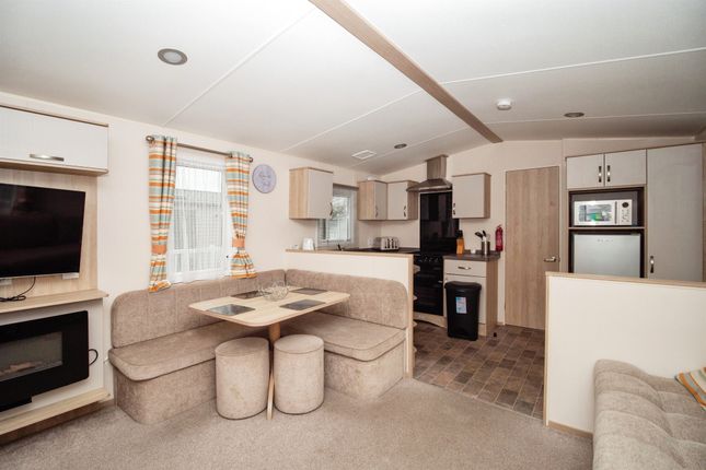 51, White Nothe, Bowleaze Coveway, Weymouth photo 3