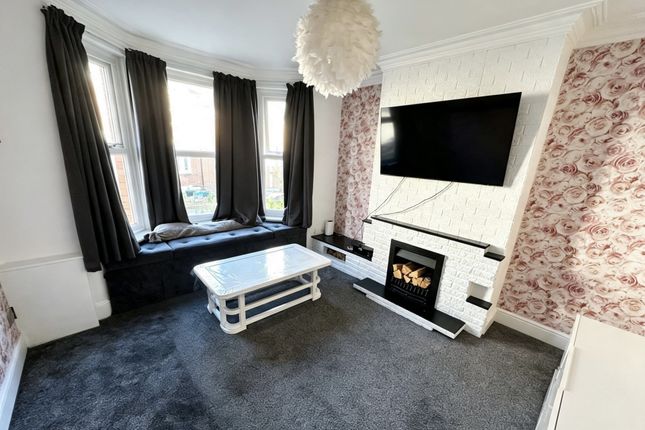 101, Goldcroft, Yeovil photo 4