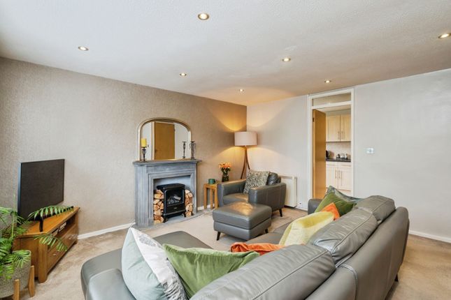 10, Harwood Vale Court, Greater Manchester photo 2