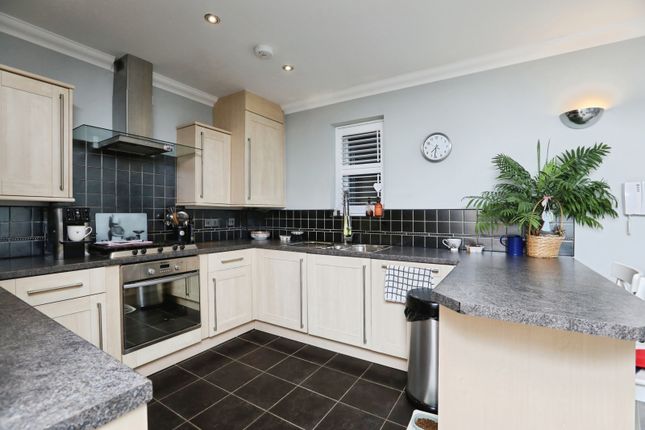 7 Windmill Court,, Broadway, Kent photo 5