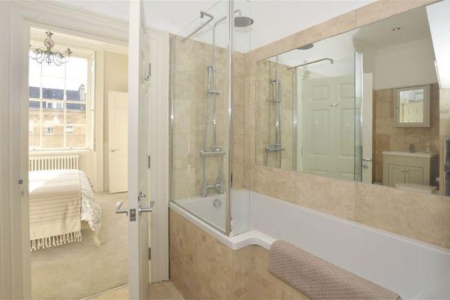 Second Floor Apt, 10 Great Pulteney Street, Bath photo 4