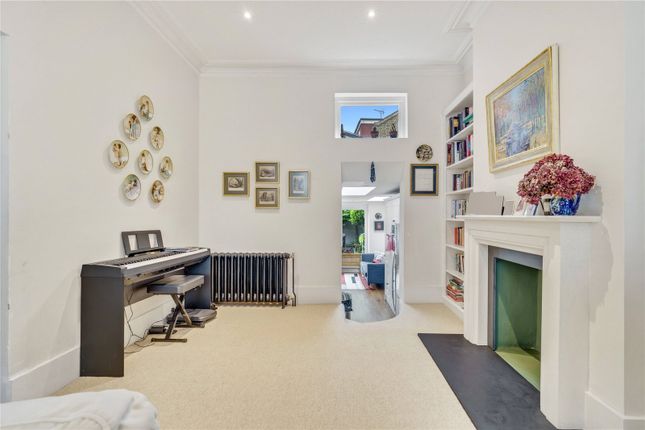 84, Leathwaite Road, London photo 5