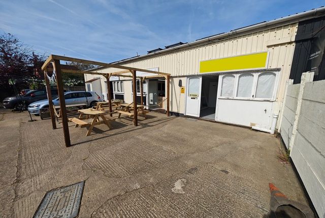 Retail premises to let in East Street, Wivenhoe, Colchester