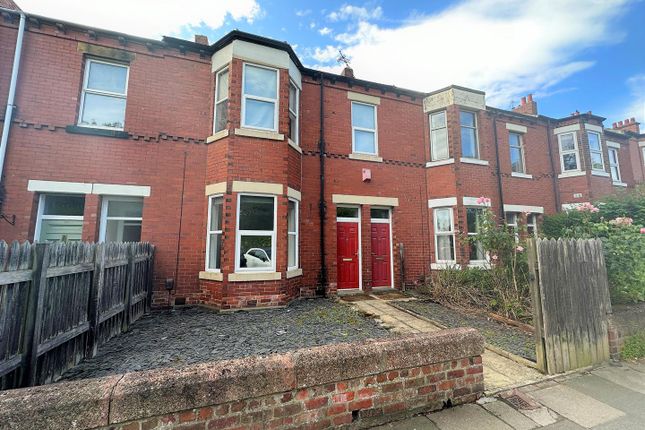 Thumbnail Flat to rent in Salters Road, Gosforth, Newcastle Upon Tyne