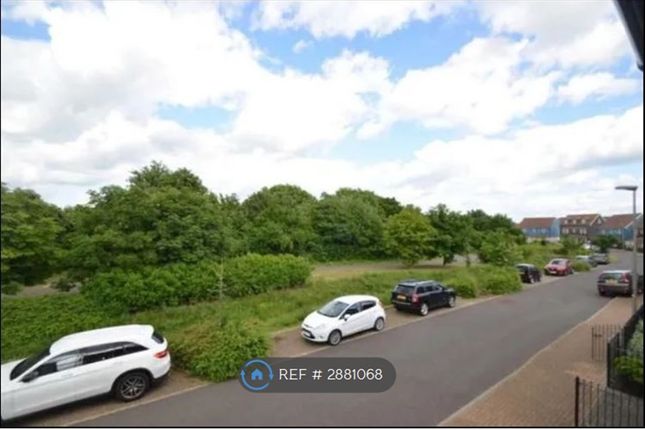 Far Holme, Middleton, Milton Keynes photo 3