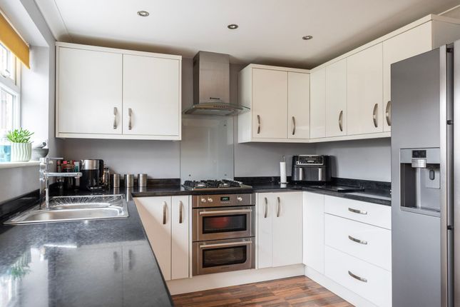 13 Selwyn Drive, Great Yarmouth photo 4