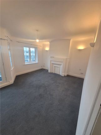 Flat 7 22 Goring Road,, Worthing, West Sussex photo 5