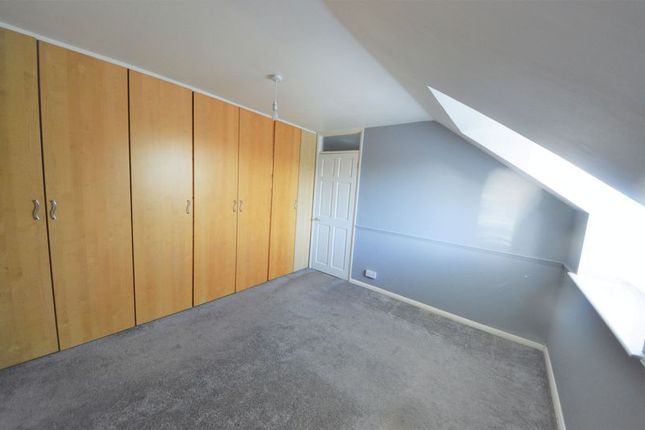 4, Sweetbriar Gardens, Waterlooville photo 5