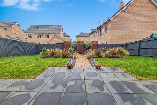 14, Fawcett Drive, Harrogate photo 4