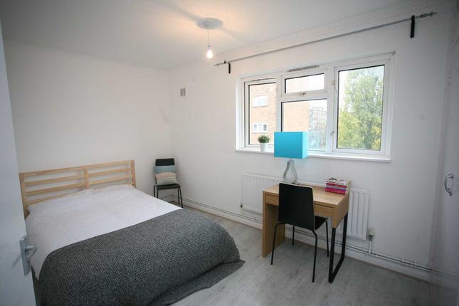 15, Fender Court, London photo 4