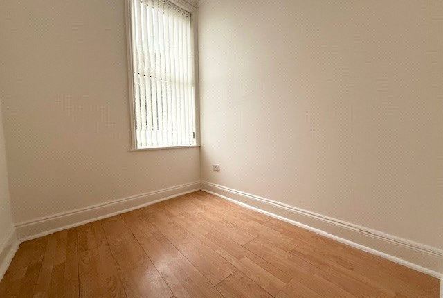 Ground Floor Flat, 2, Chapel Street, Merseyside photo 5