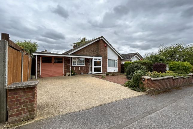 Detached bungalow for sale in Wendover Way, Luton
