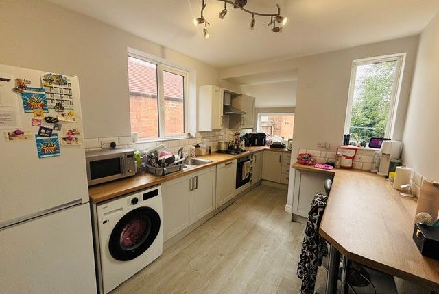 118, Davies Road, NOTTINGHAM photo 4