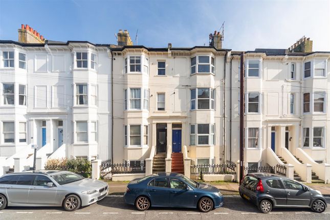 Thumbnail Flat for sale in Buckingham Street, Brighton