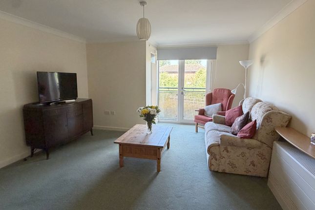 Flat 2, Marina Court, Trafalgar Road, TEWKESBURY photo 4