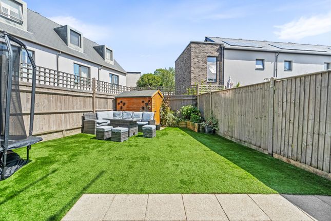 50 Riverbank Way, Wallington photo 2