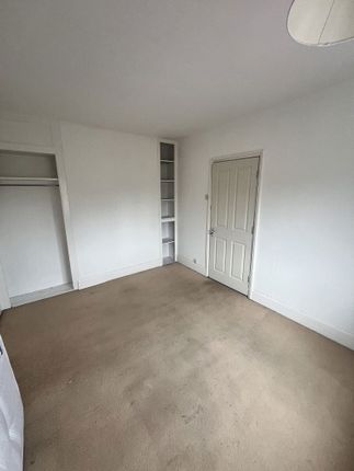 Room  5 65, Corbett Street, Comberton photo 4