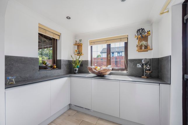 76 Wyedean Rise, Hereford photo 3