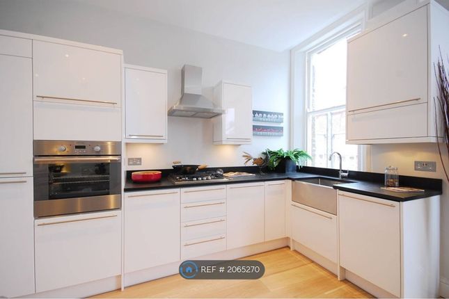 Flat to rent in Ashmore Road, London