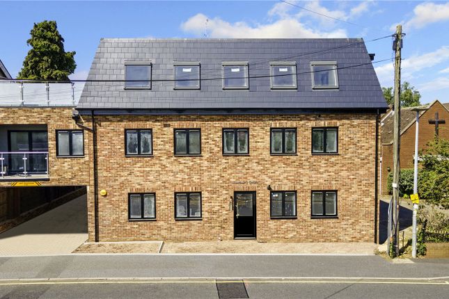 Thumbnail Flat for sale in Kings Road Newberry Court, Flitwick, Bedford, Bedfordshire