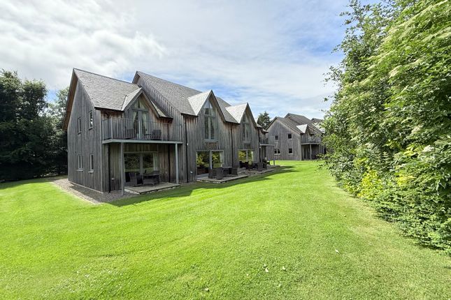 12 Maxwells, Mains of Taymouth, Aberfeldy photo 2