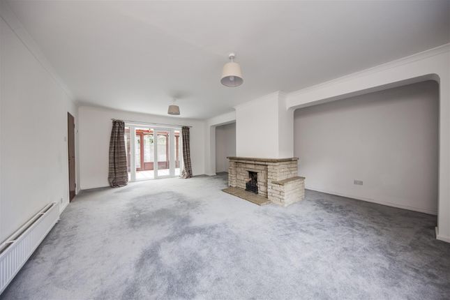 112, St. Leonards Street, West Malling photo 2