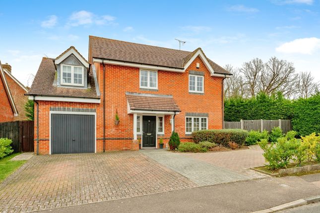 Detached house for sale in Blackwater Lane, Crawley