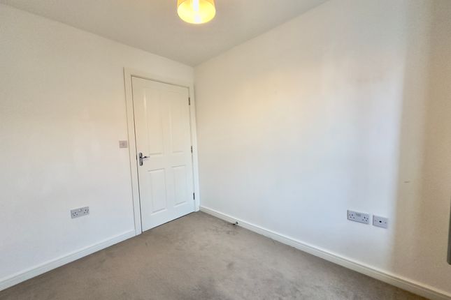 Flat for sale in Vicarage Walk, Clowne, Chesterfield
