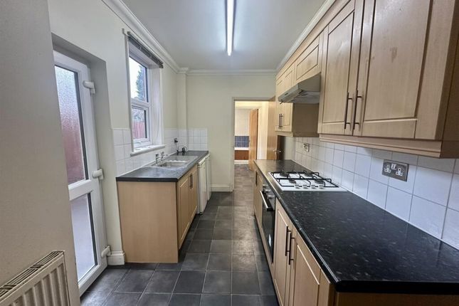 138, Knighton Fields Road East, Leicester photo 3